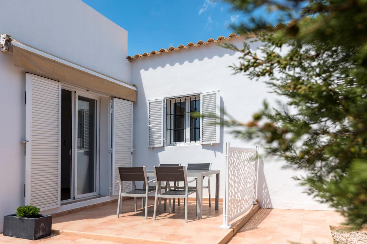 Apartments Es Clot Des Forn Es Pujols Bagian luar foto