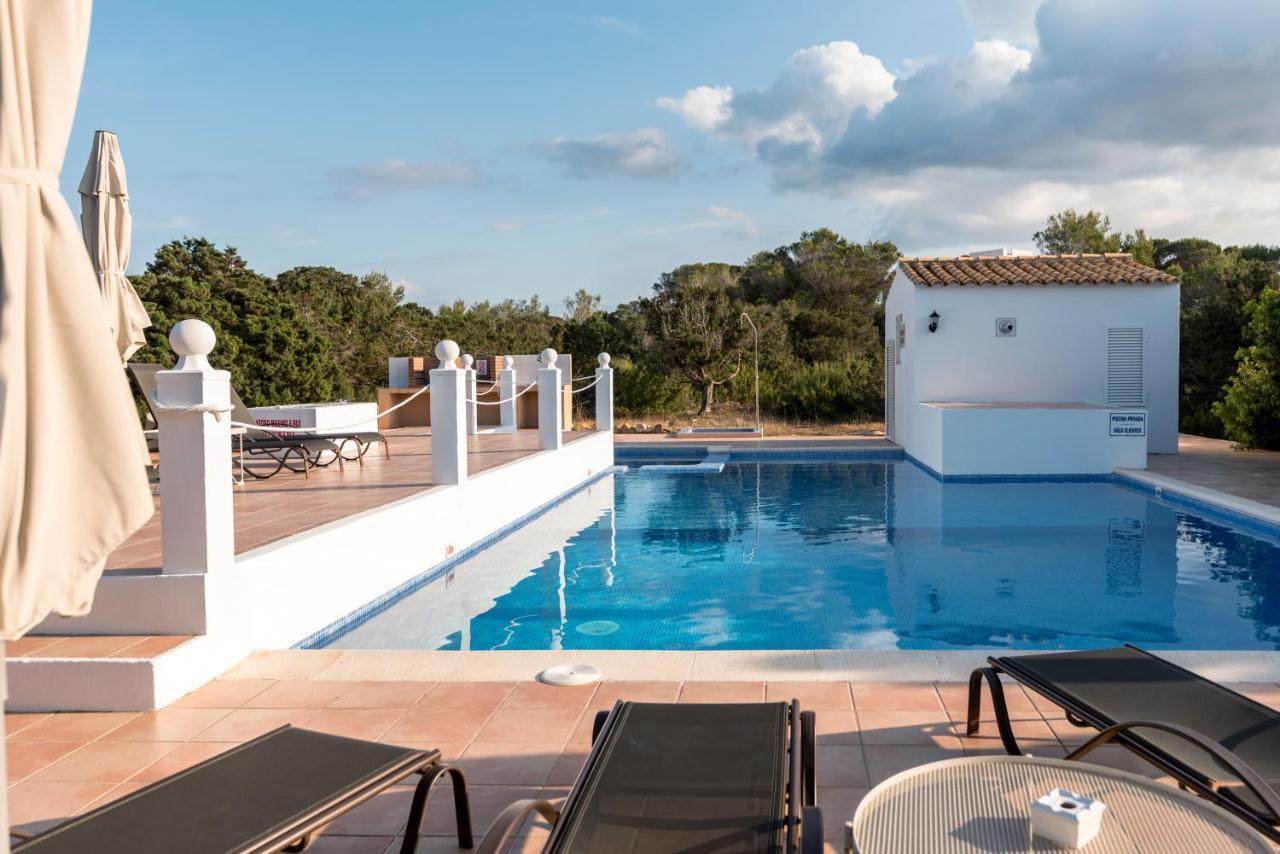 Apartments Es Clot Des Forn Es Pujols Bagian luar foto